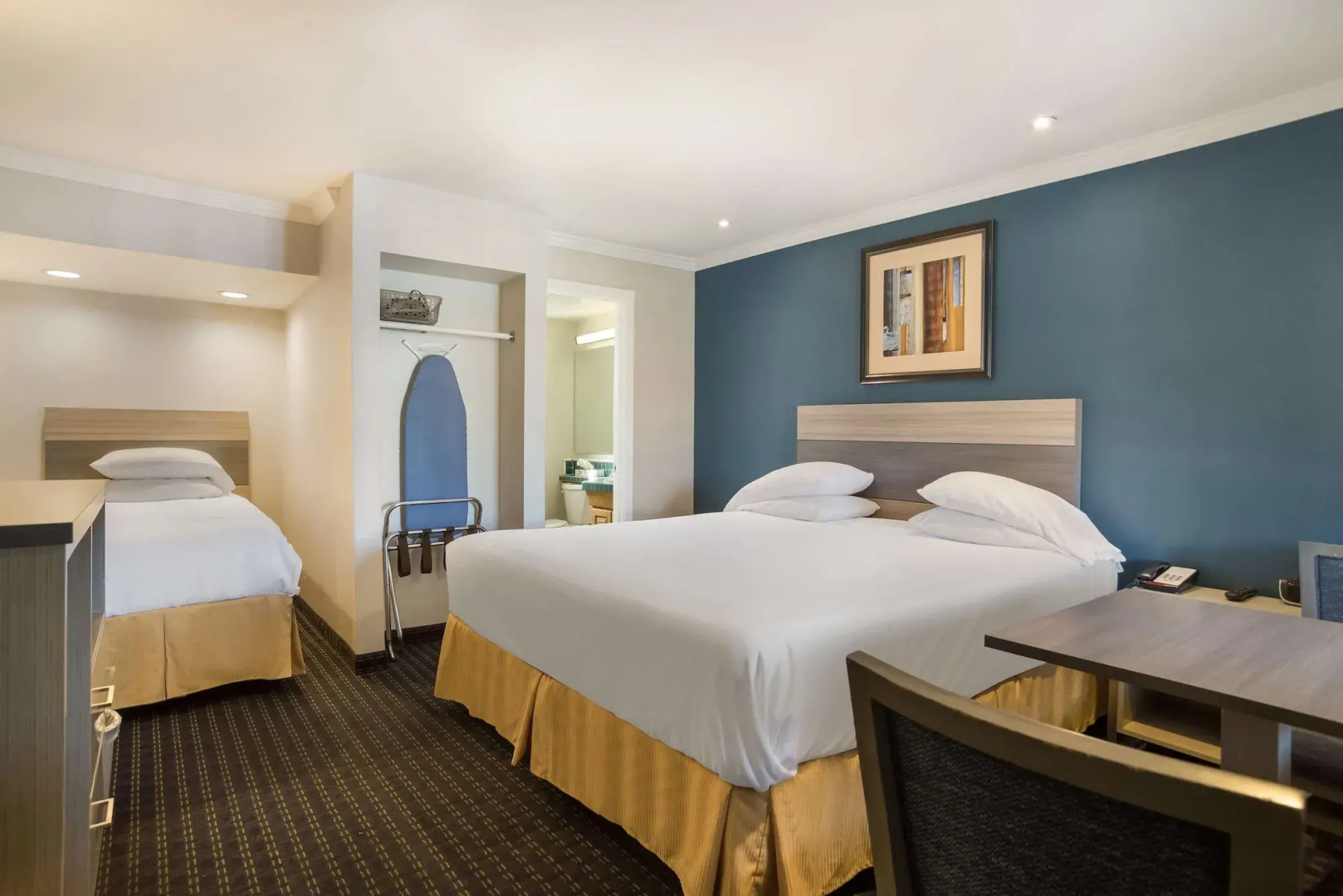 Photo - SureStay Hotel by Best Western San Rafael