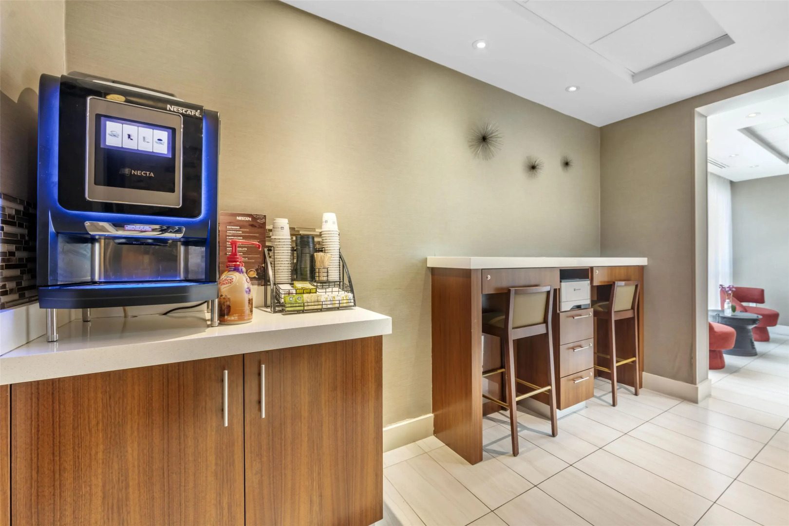 Photo - Best Western Plus North Miami-Bal Harbour