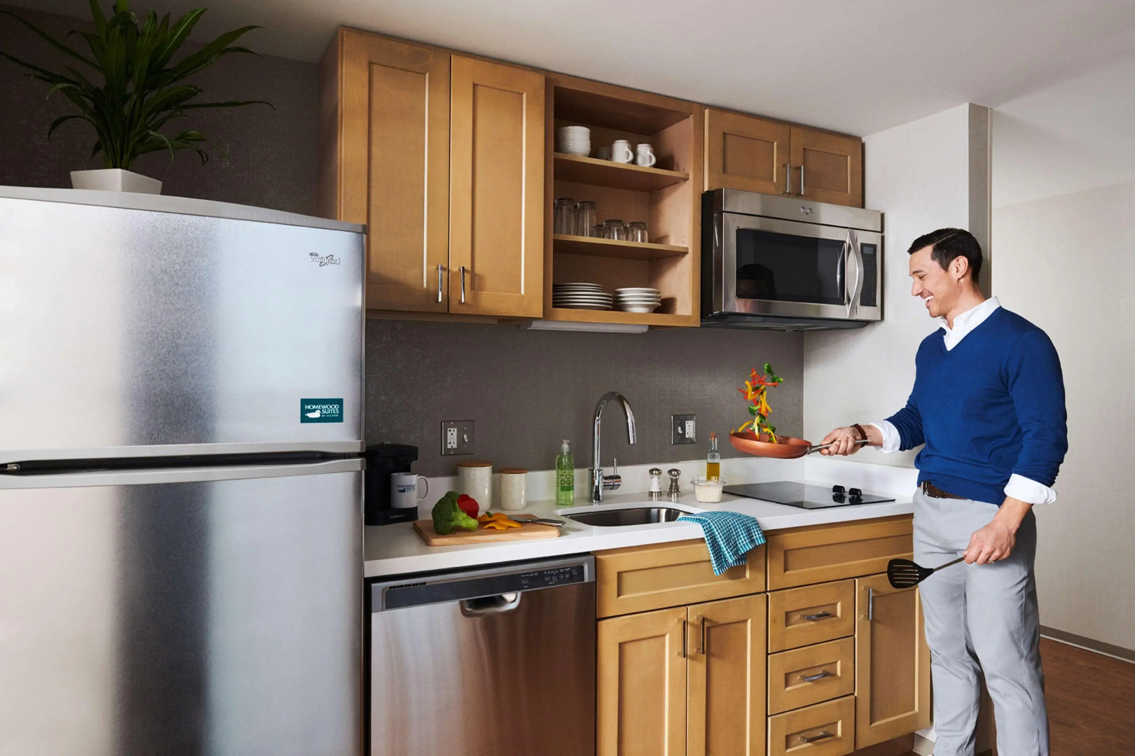 Photo - Homewood Suites by Hilton Chicago West Loop Fulton Mkt Area