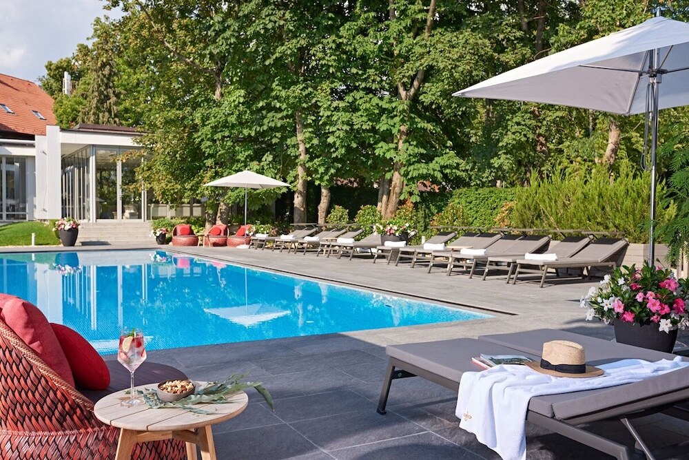 Photo - Normafa Hotel & Retreat