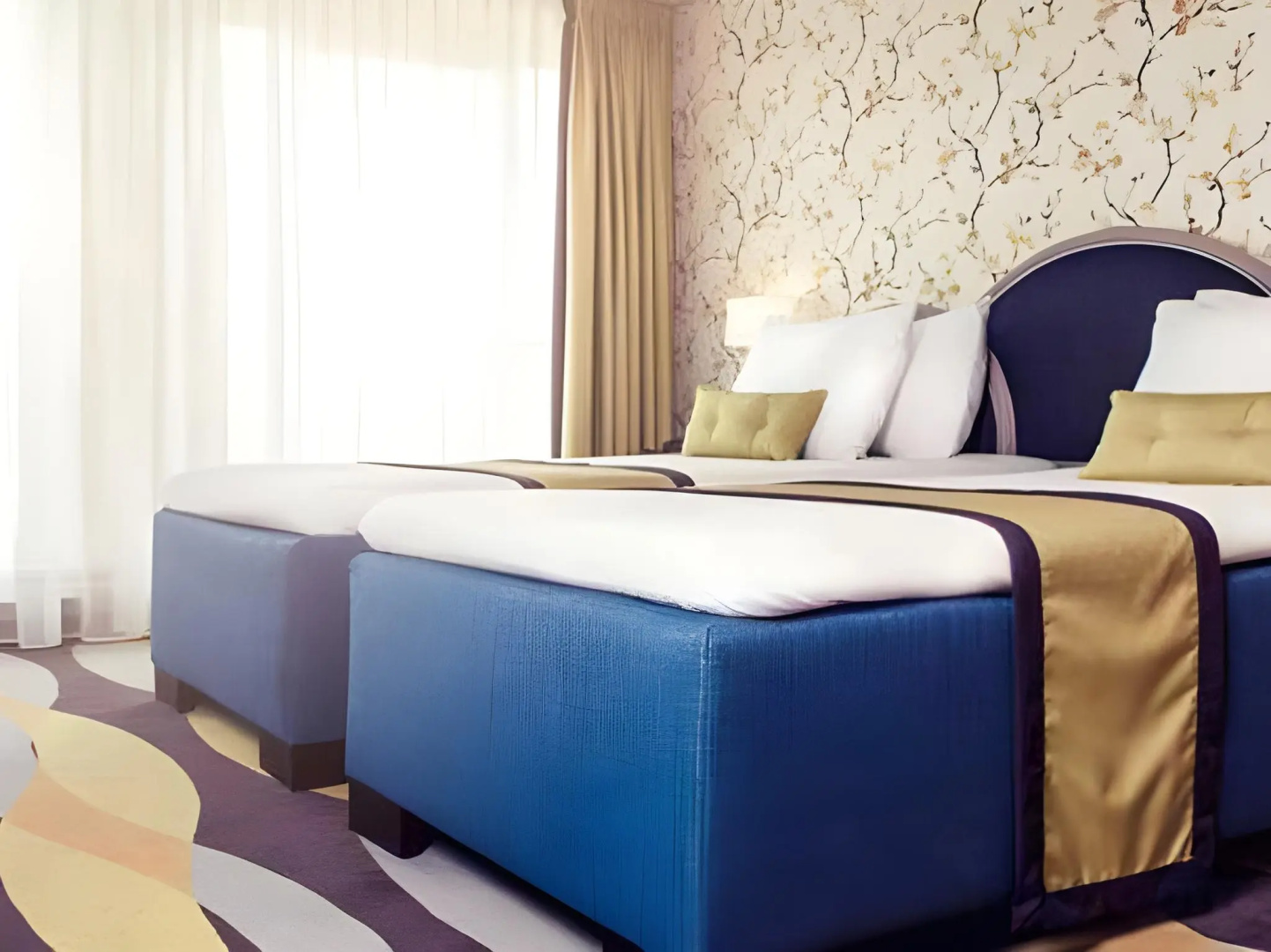 Photo - Carlton Oasis Hotel