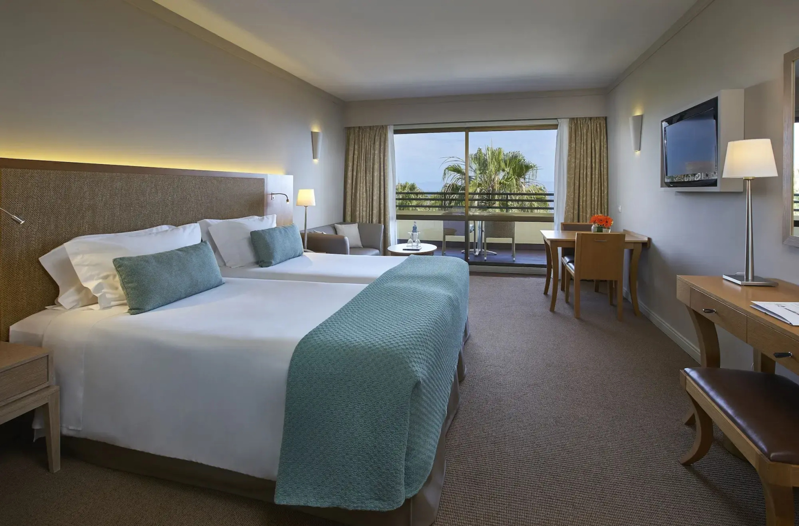 Photo - Suite Hotel Eden Mar - PortoBay