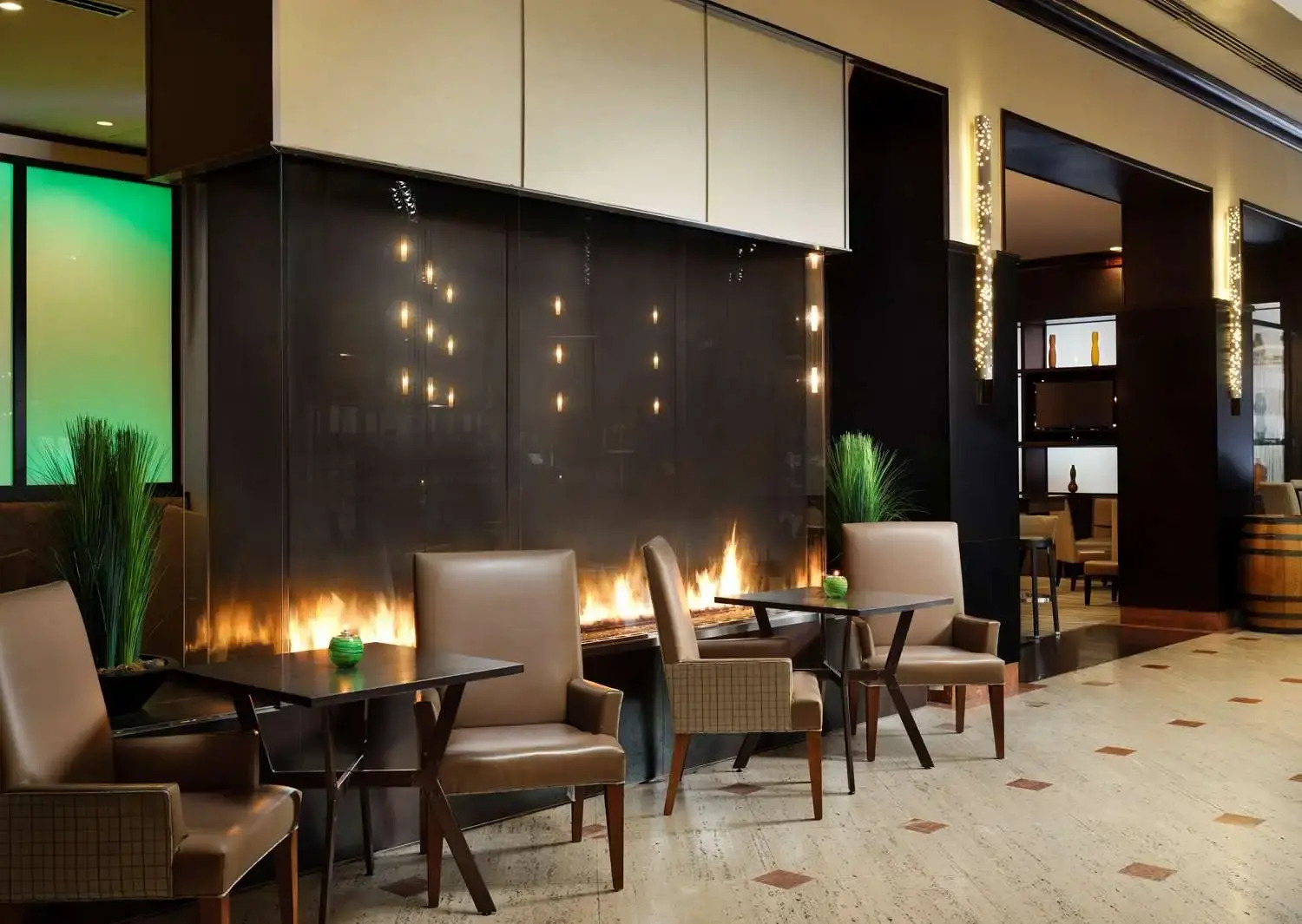 Photo - DoubleTree by Hilton Chicago O'Hare Airport-Rosemont