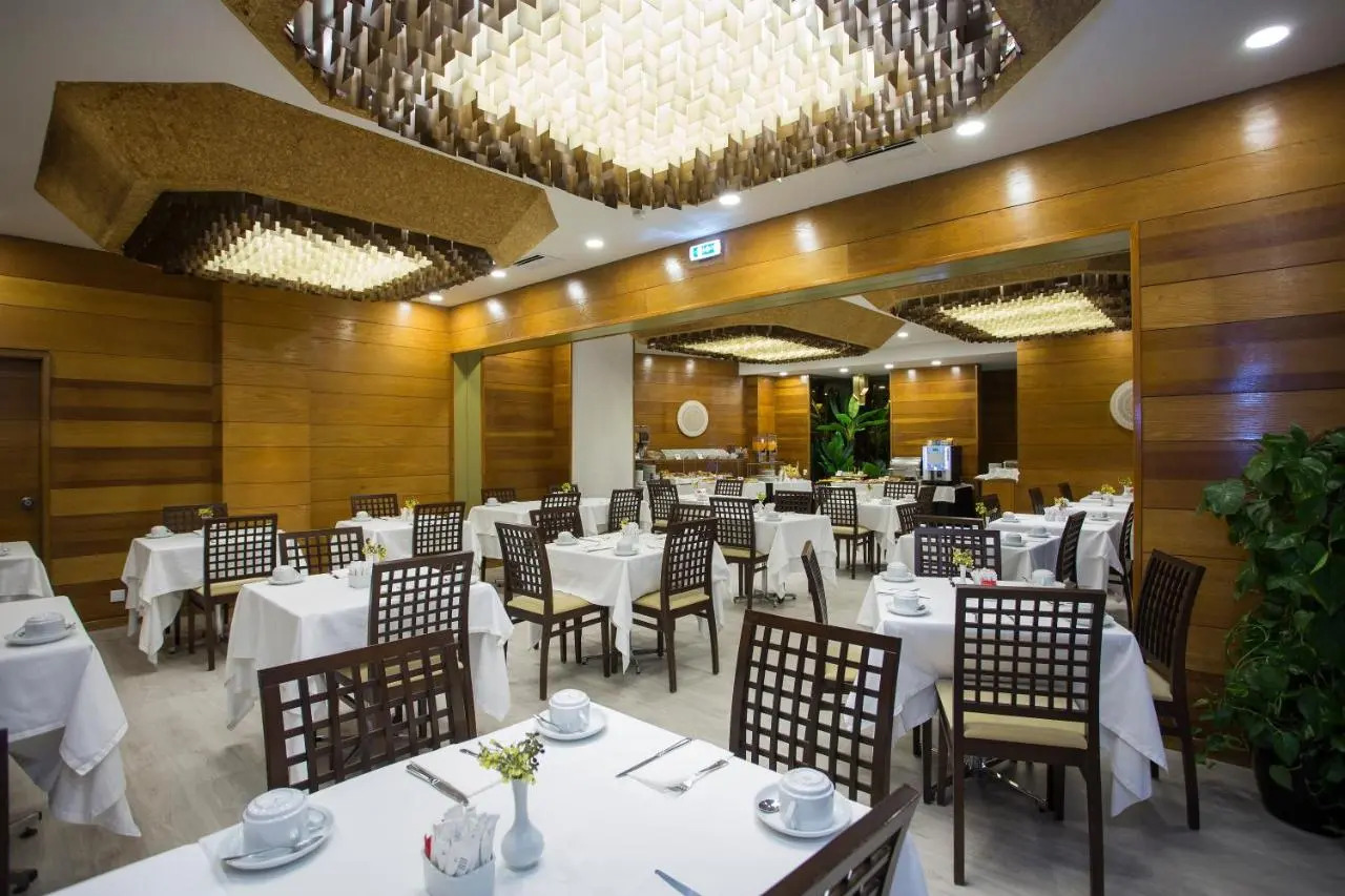 Photo - Casual Inca Porto