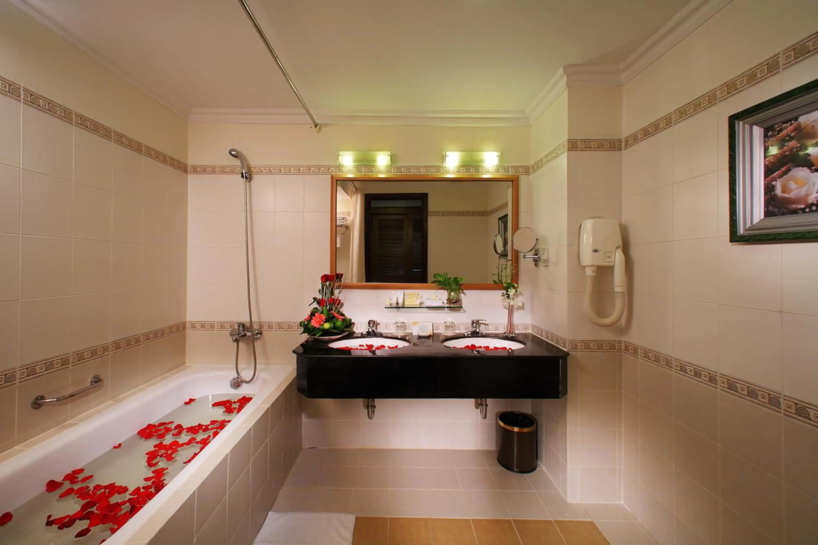 Foto - First Hotel