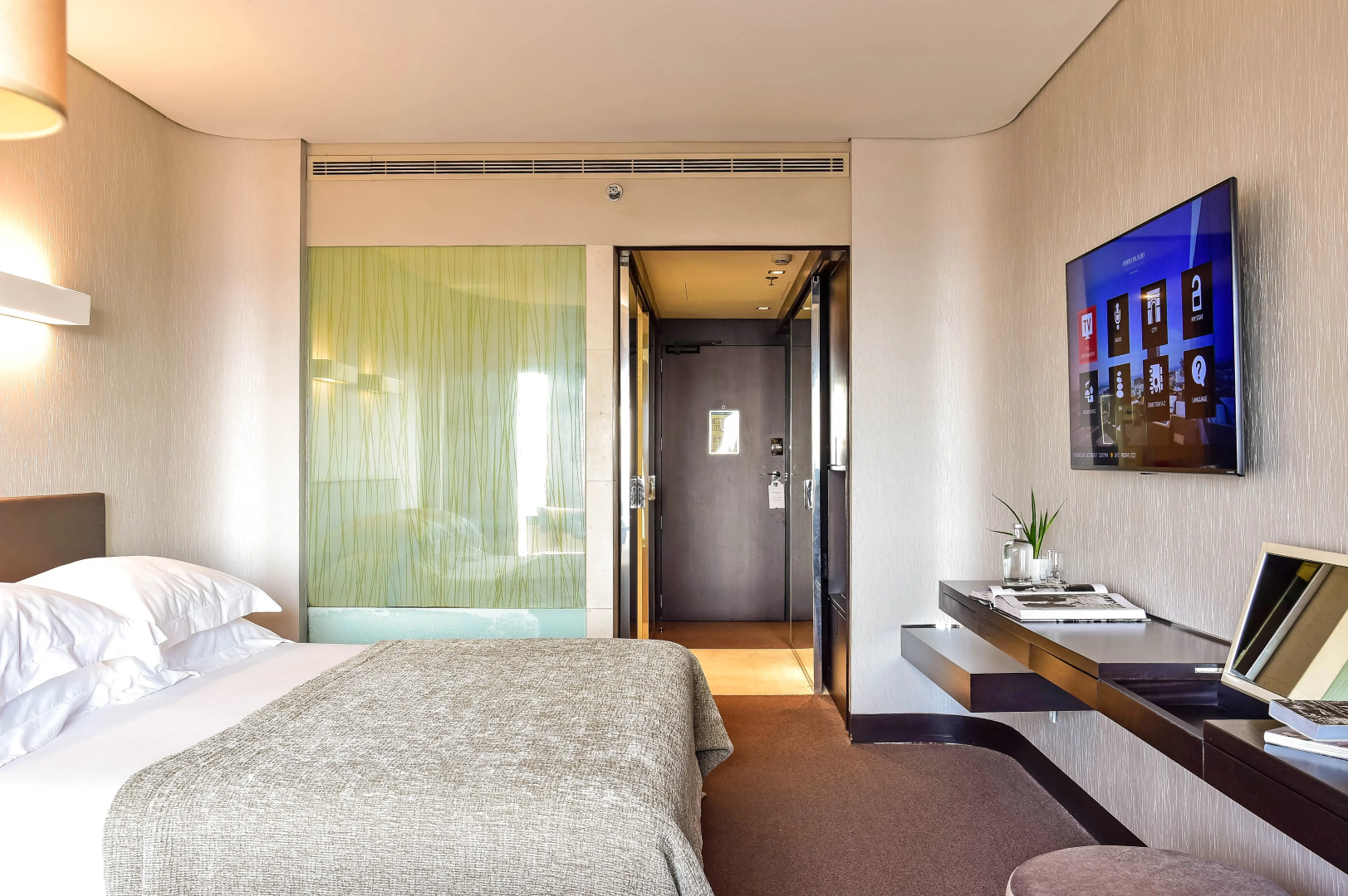 Photo - Porto Palácio Hotel by The Editory