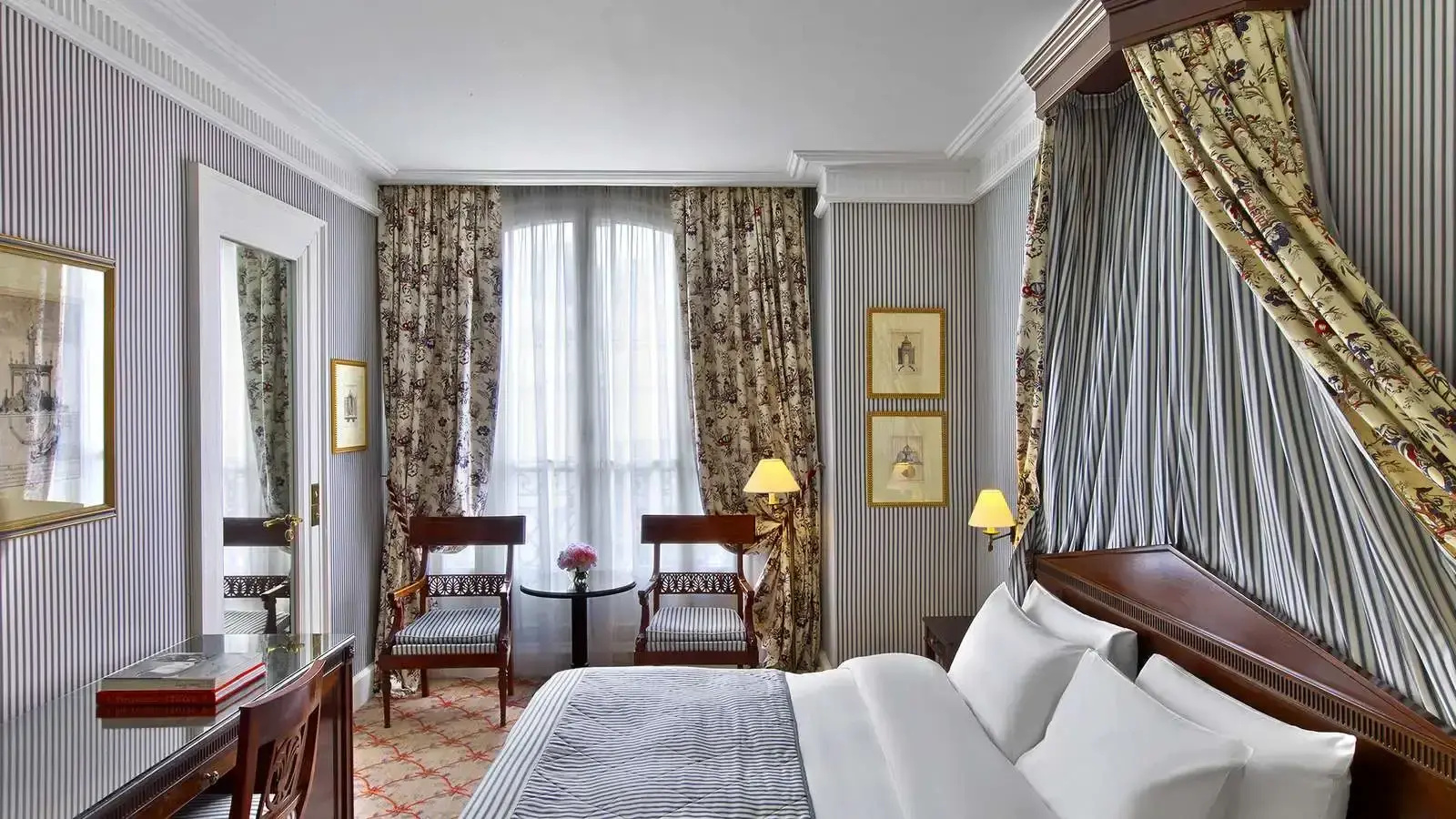 Photo - Le Dokhan’s Paris Arc de Triomphe, a Tribute Portfolio Hotel
