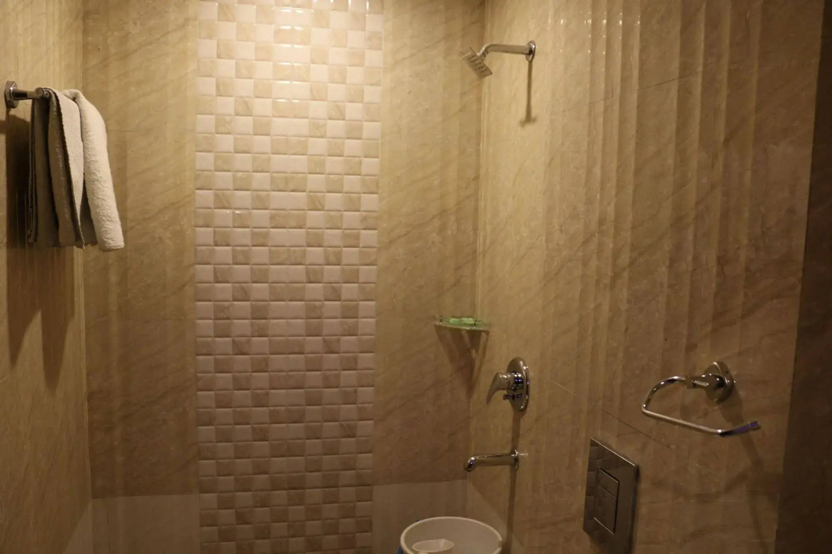 Foto - Hotel All Iz Well - Just a min away from New Delhi Railway Station