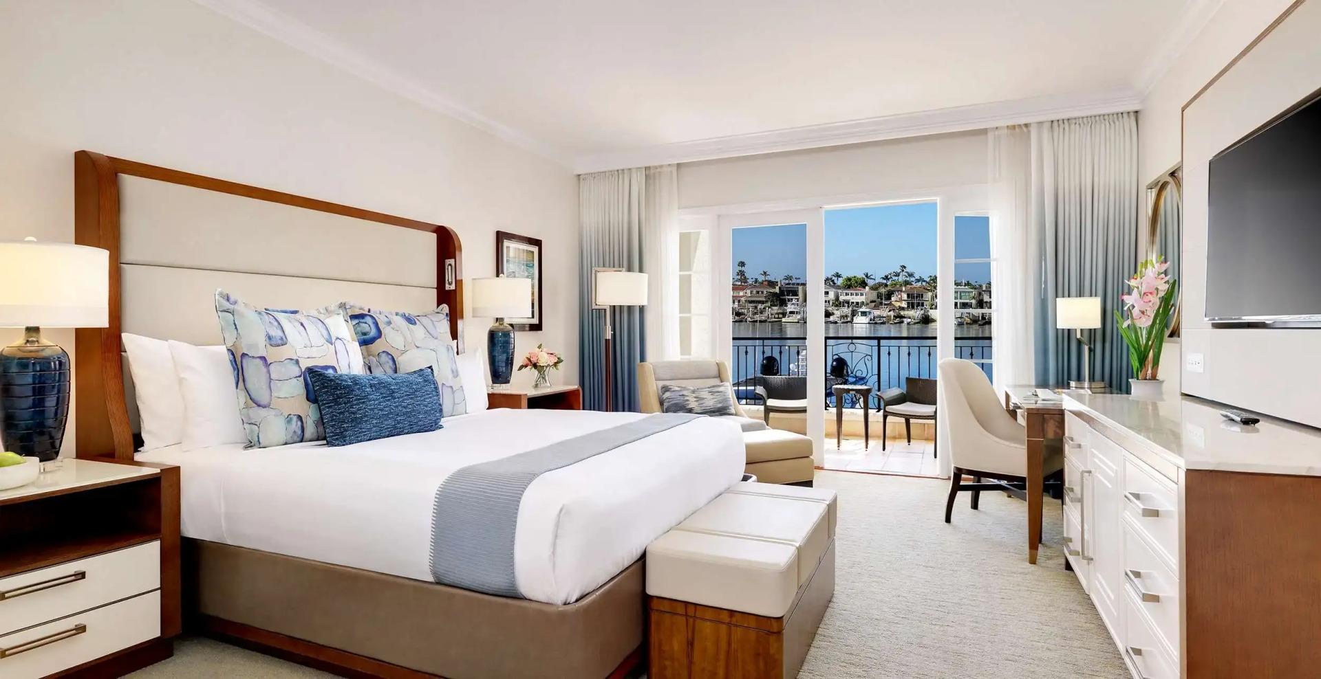 Photo - Balboa Bay Resort