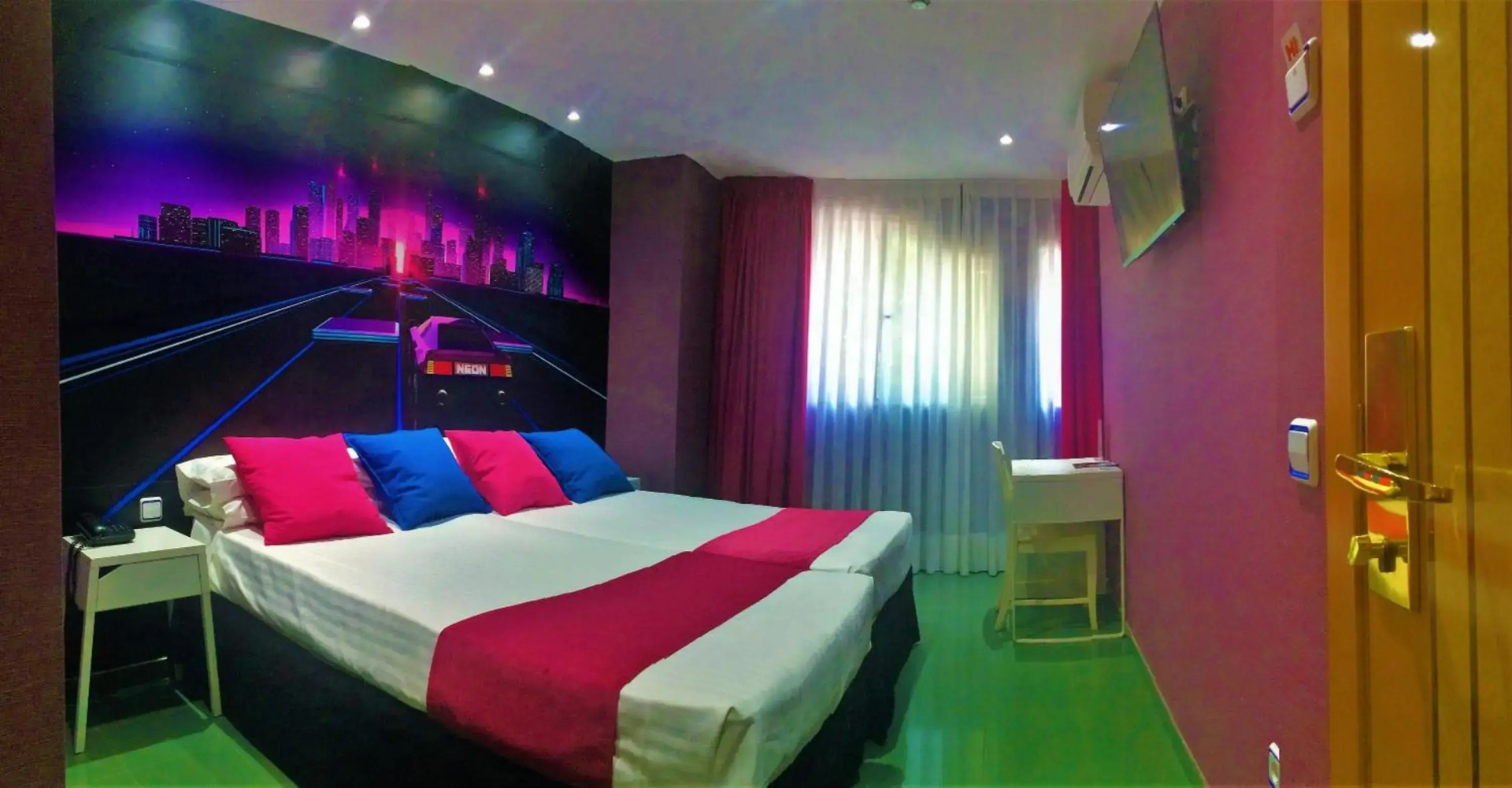 Photo - Hotel Indiana