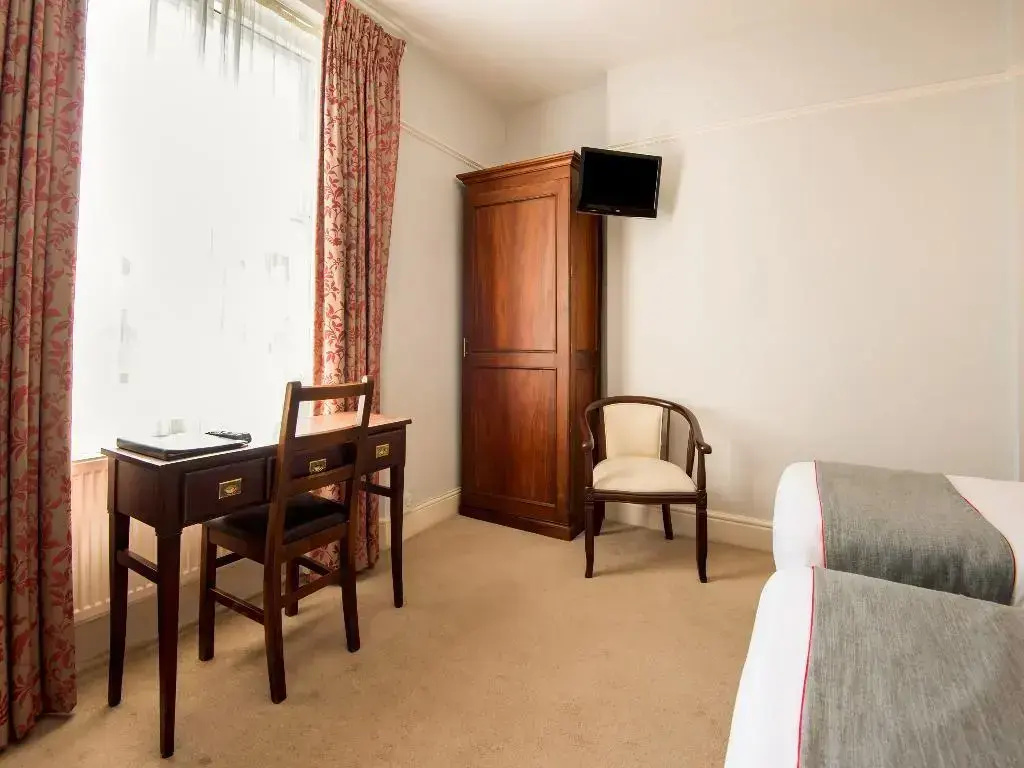 Photo - The Regency, Clifton Bristol by Belvilla