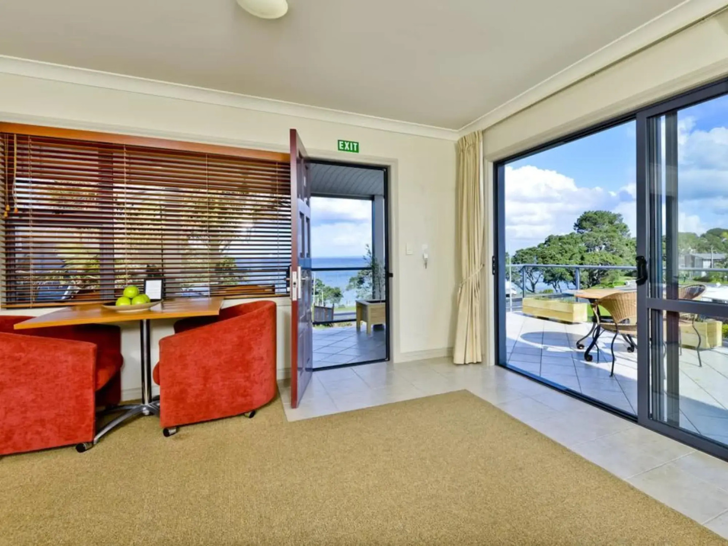 Photo - Whangaparaoa Lodge