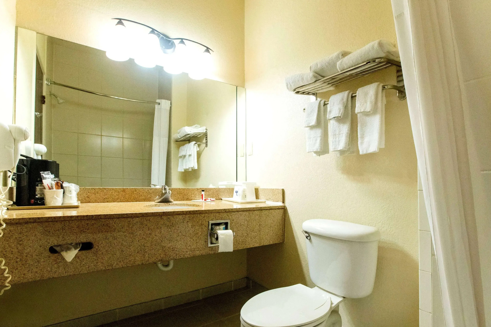 Foto - Days Inn & Suites by Wyndham Houston North/Aldine