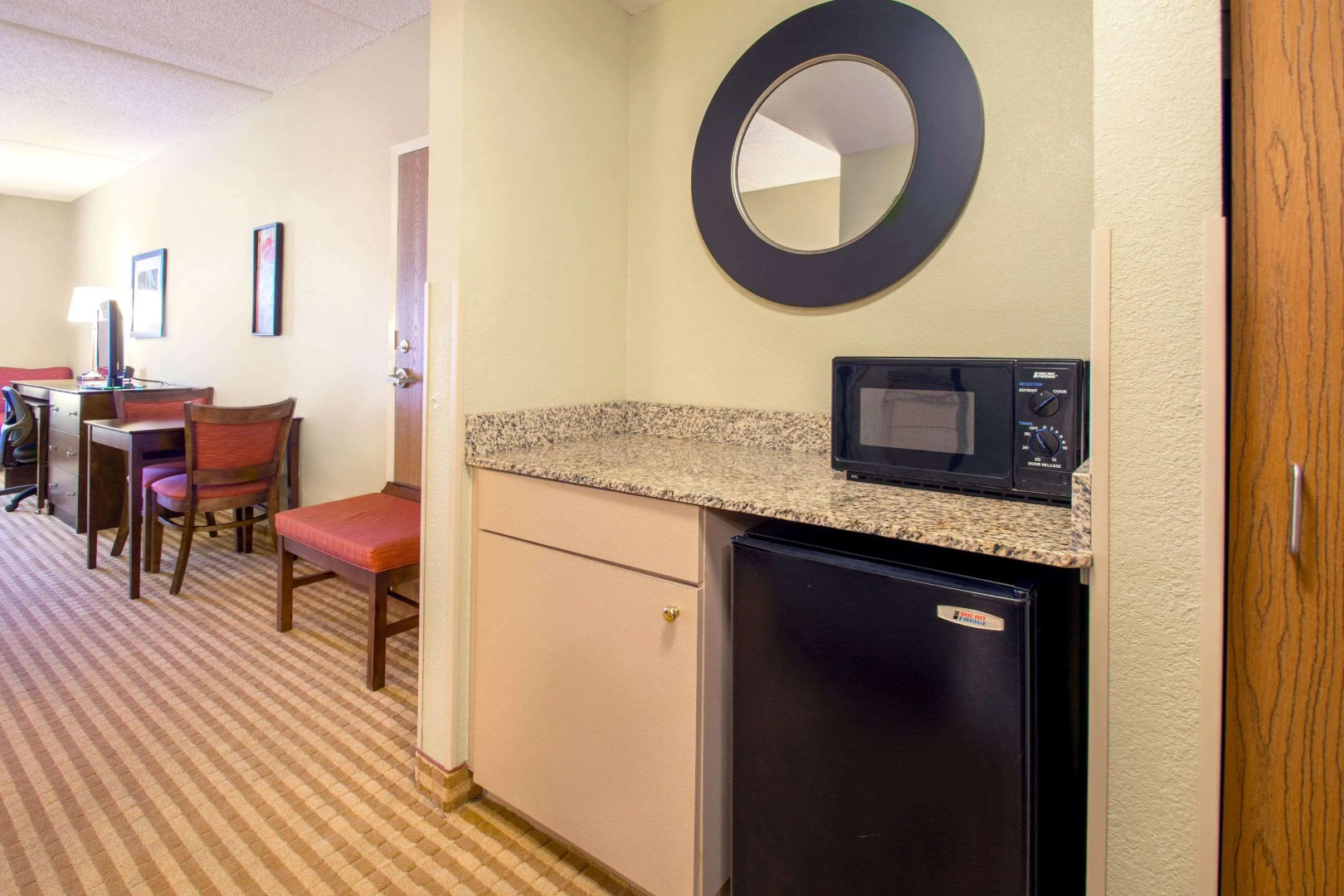 Photo - Comfort Suites Near Universal Orlando Resort