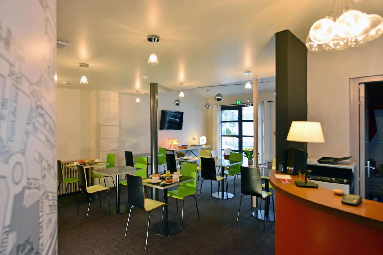 Photo - Accostage Hotel
