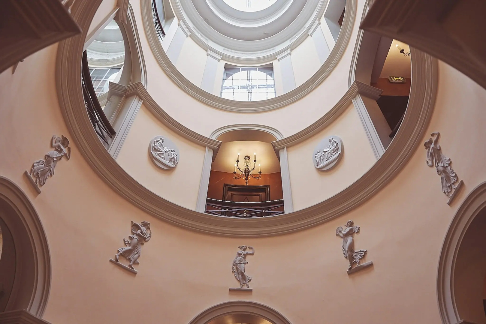 Photo - L'Hotel