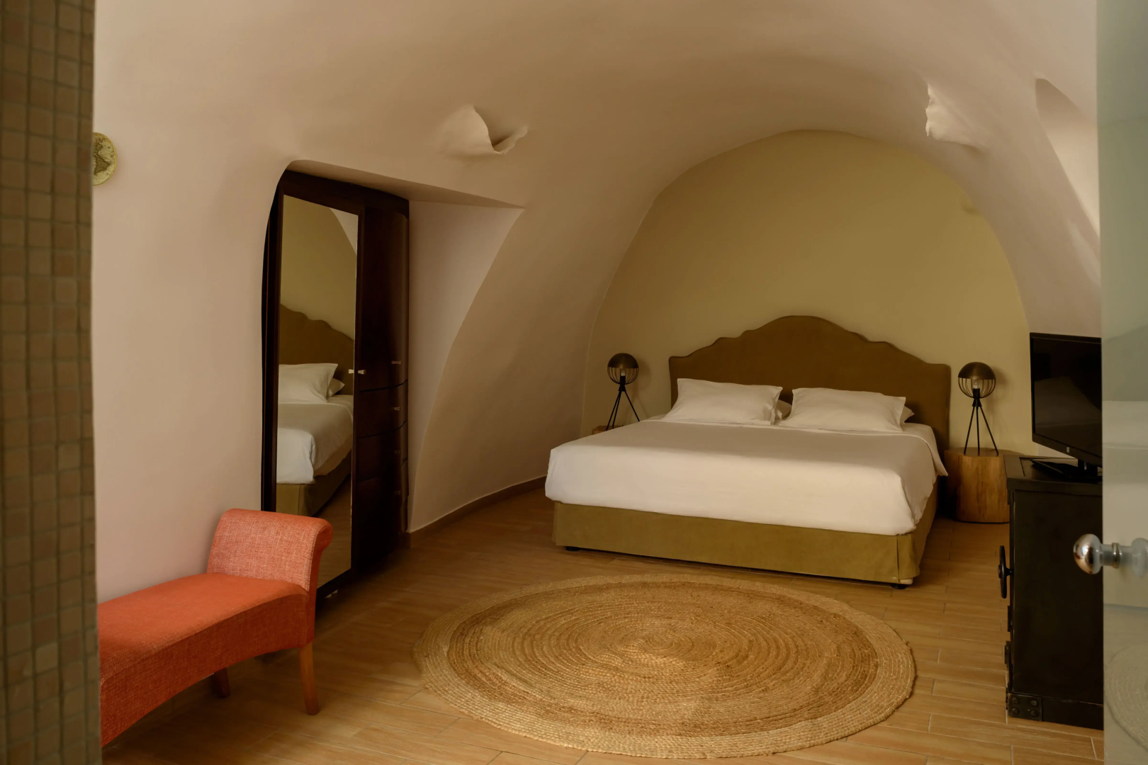 Photo - Suite Home Santorini