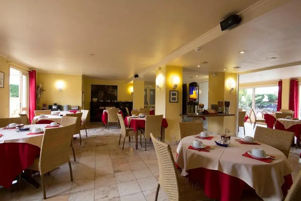 Photo - Hôtel Le Dauphin
