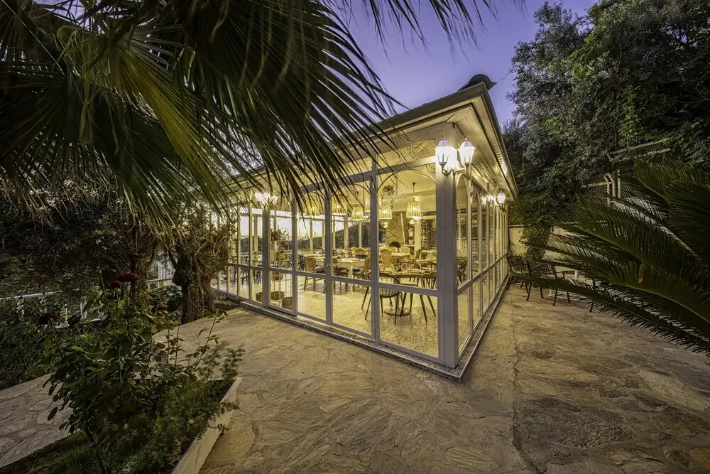 Photo - APA Mountain Lodge