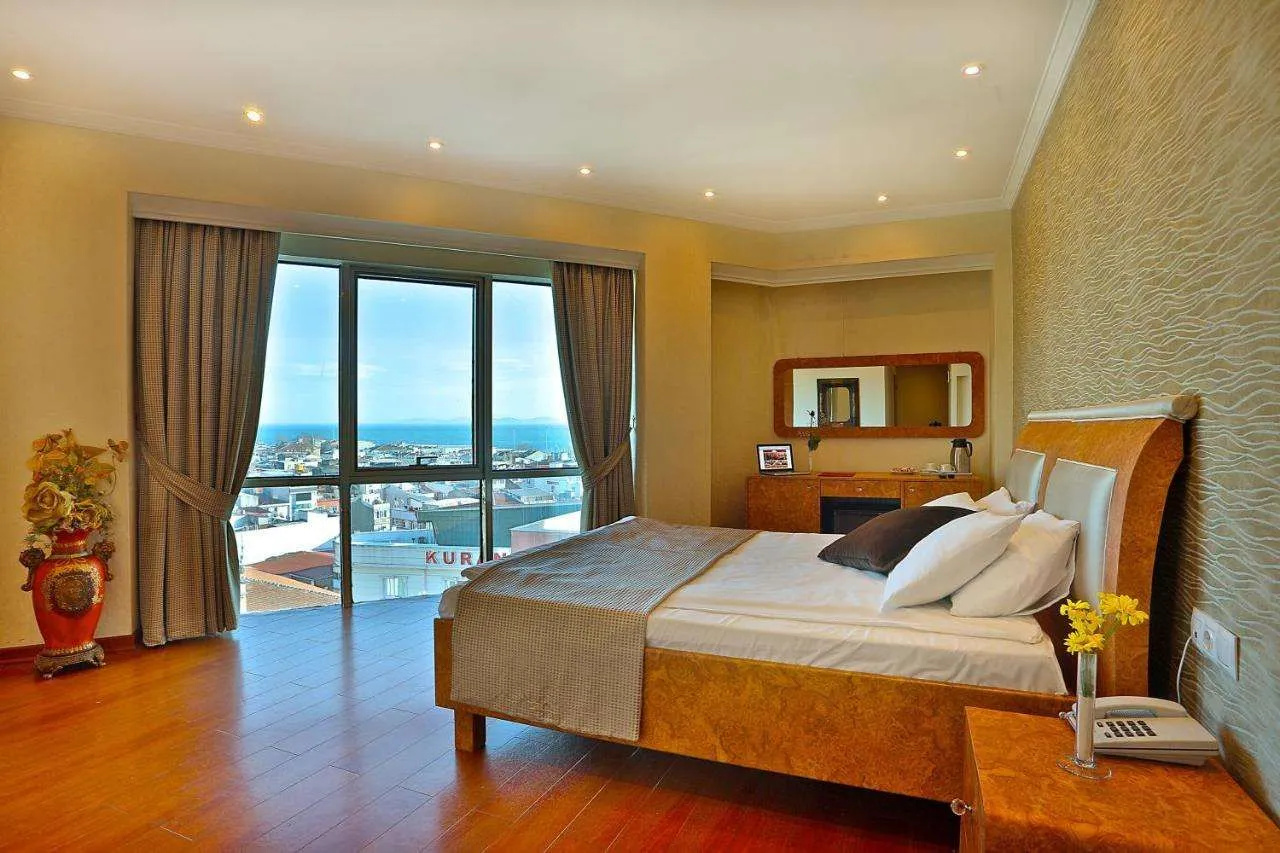Foto - Grand Madrid Hotel