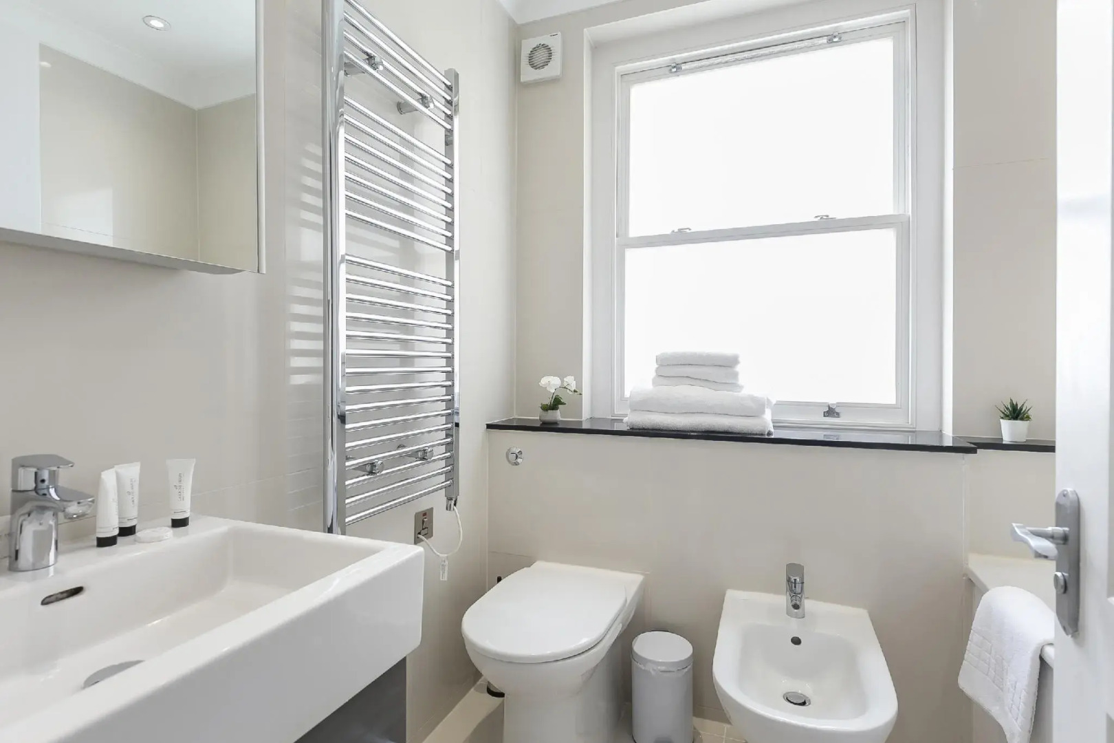 Photo - Chilworth Court