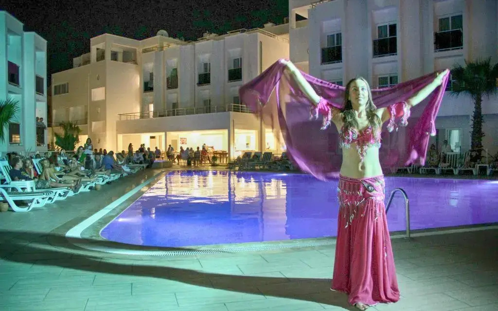 Photo - Club Shark Hotel