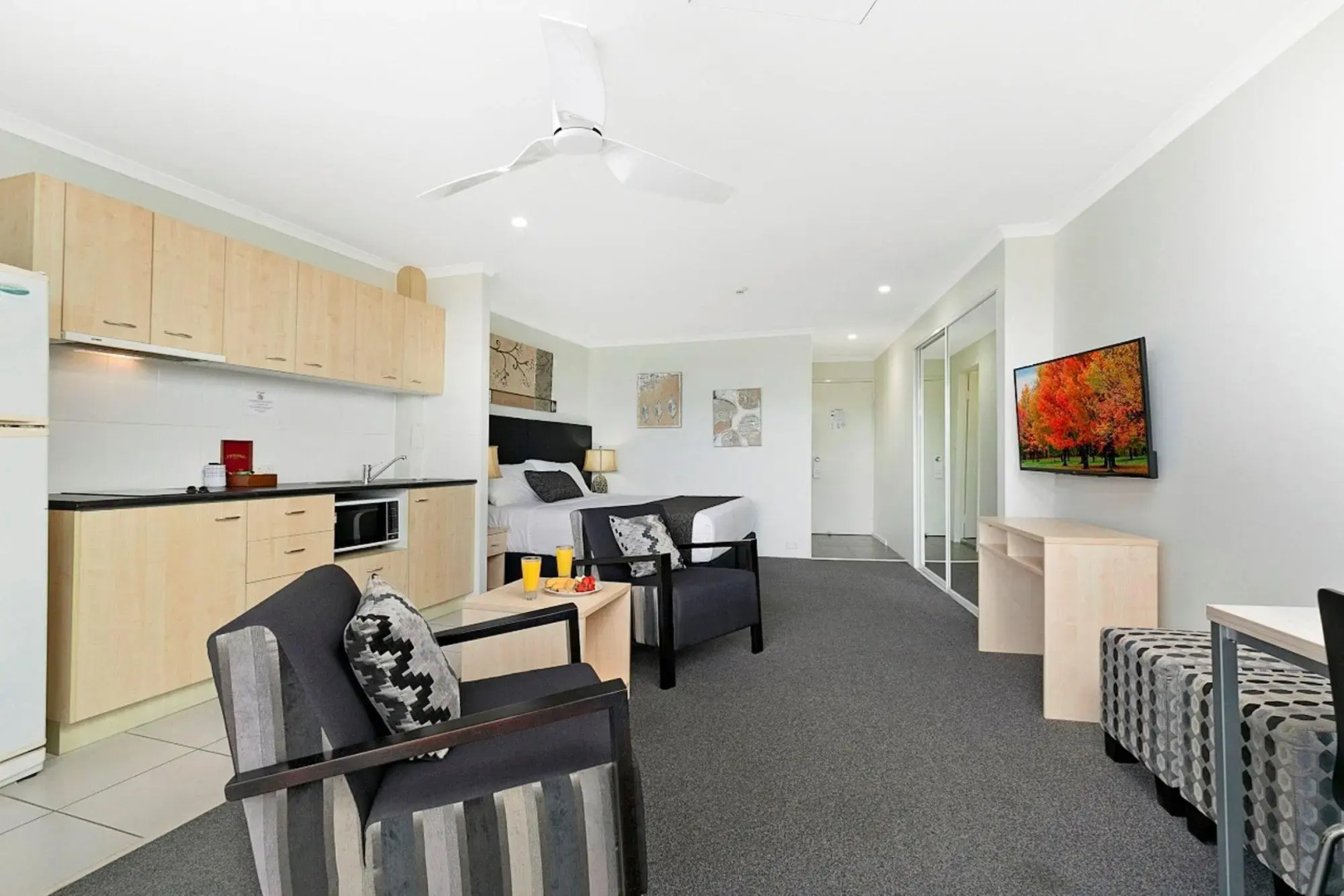 Photo - The Wellington Apartment Hotel