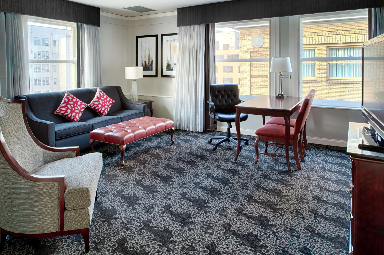 Photo - Embassy Suites by Hilton Portland Downtown