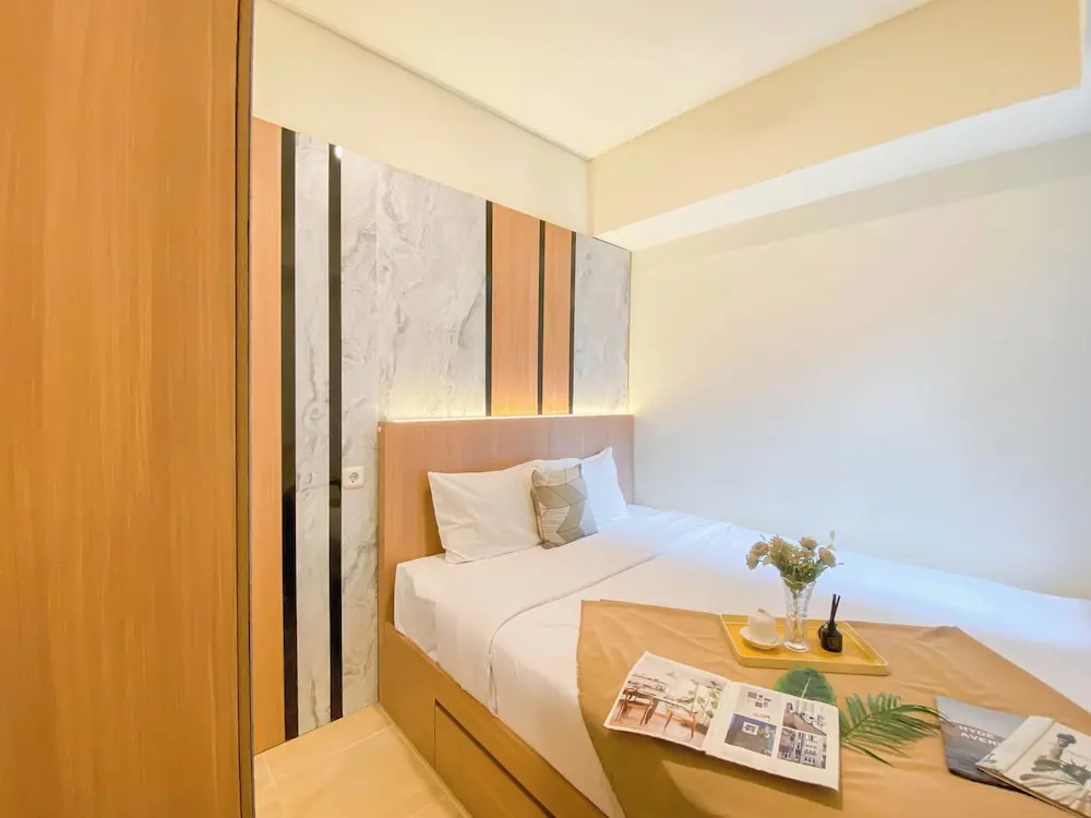 Homey And Modern 2Br At Meikarta Apartment