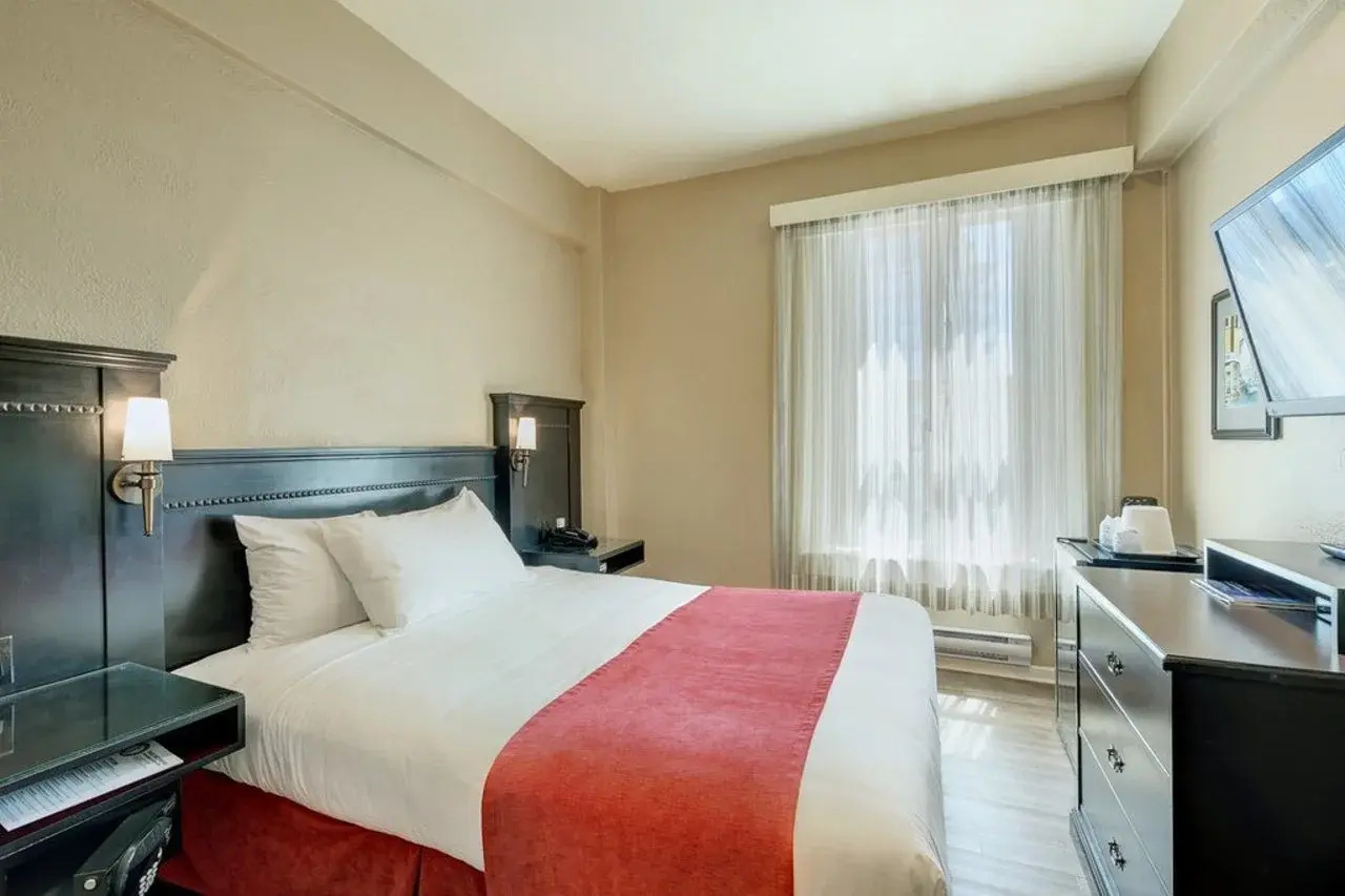 Foto - Strathcona Hotel