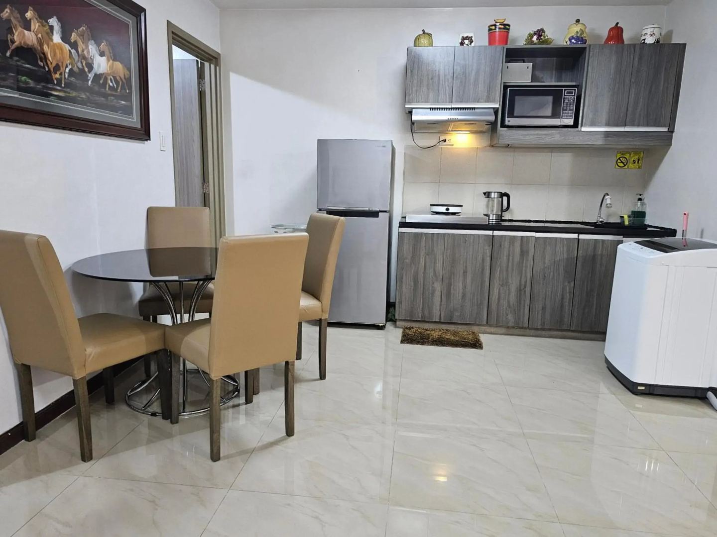 Photo - FRD Condo Unit Tower A SoleMare Parksuites