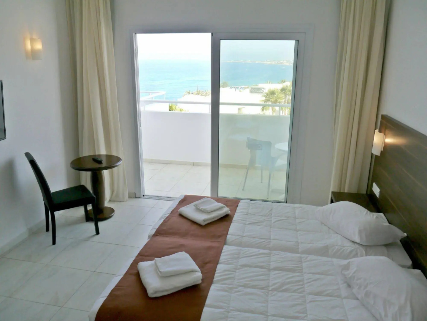 Photo - Theo Sunset Bay Hotel