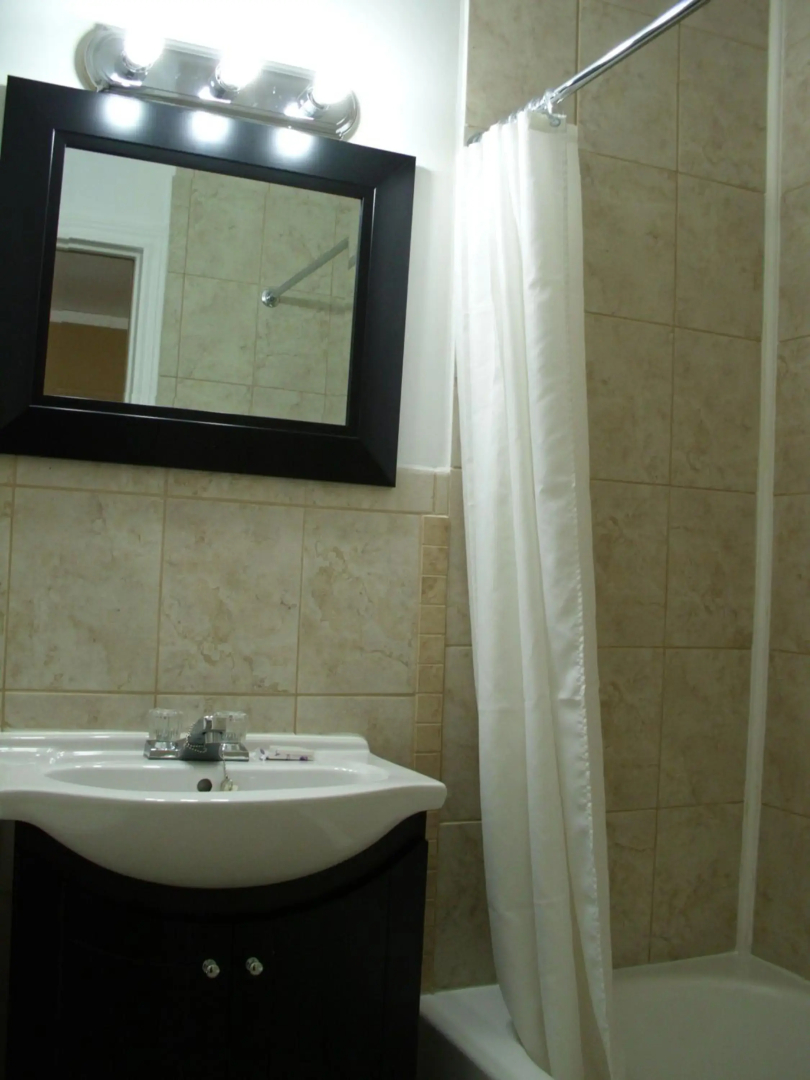 Foto - Knights Inn London Ontario