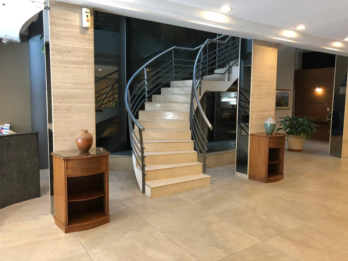 Foto - Crystal Palace Hotel