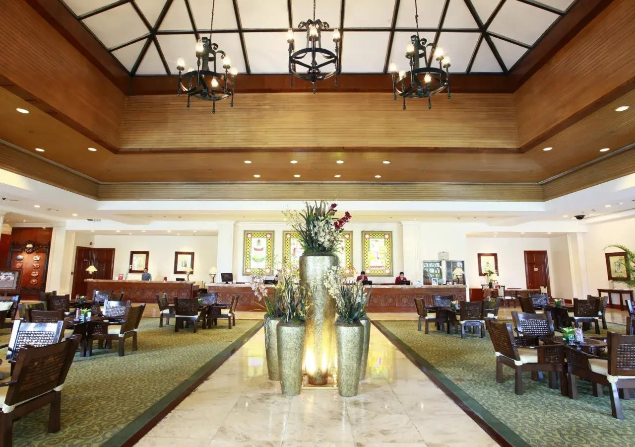 Photo - Waterfront Airport Hotel and Casino