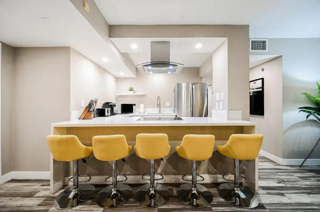 Photo - StripViewSuites at Jockey Club