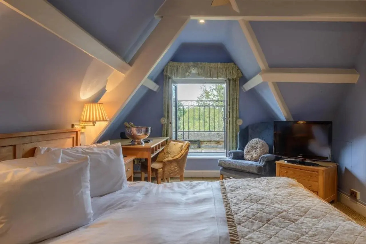 Photo - Warren House Hotel