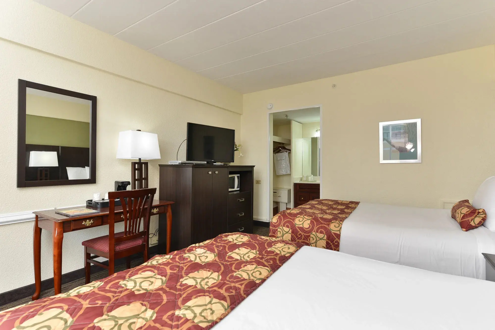 Photo - SureStay Hotel by Best Western Virginia Beach Royal Clipper