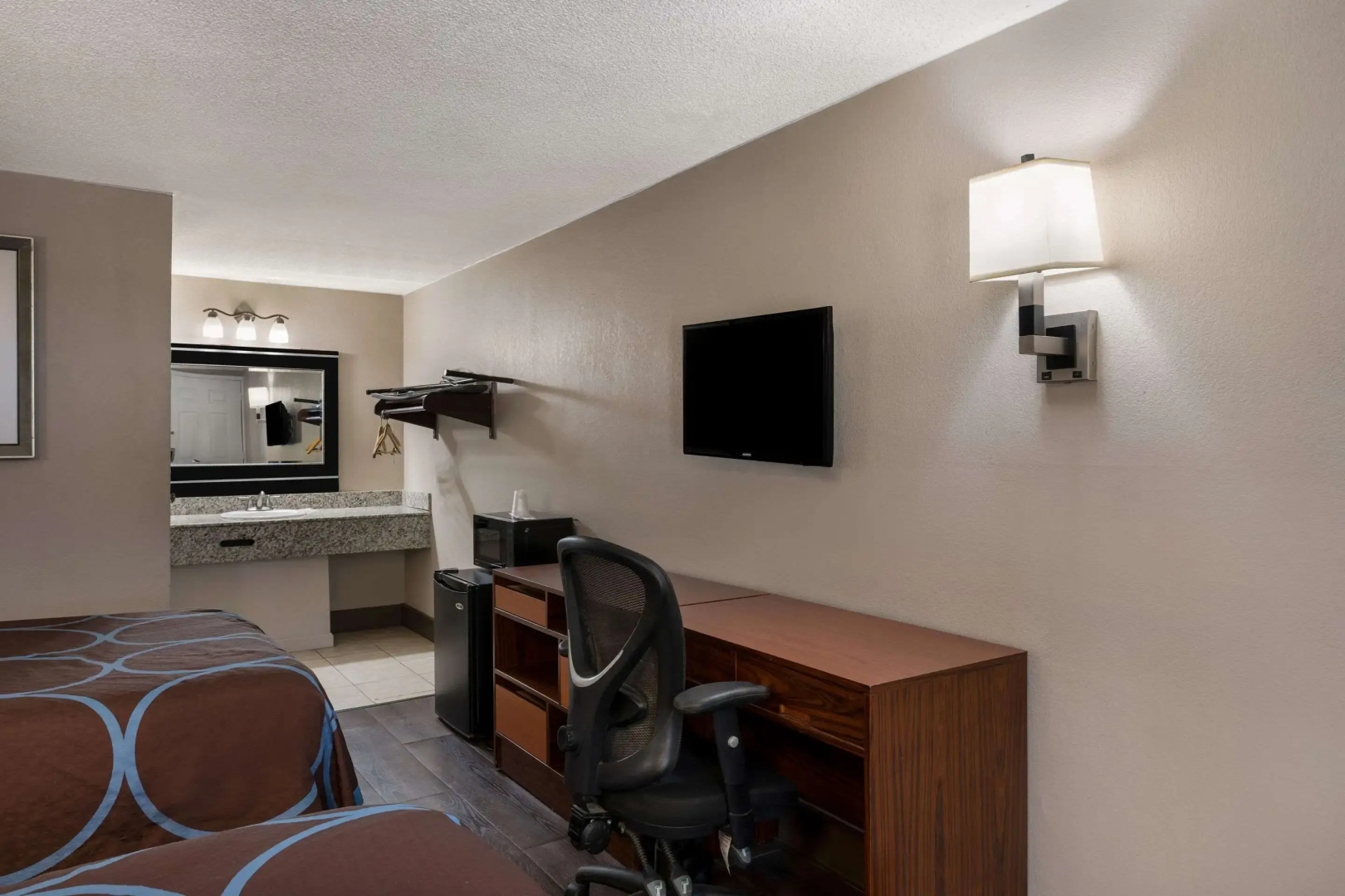 Photo - Rodeway Inn Charlotte Airport Area