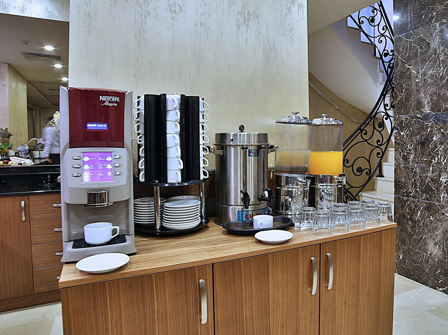 Photo - Corner Hotel Laleli