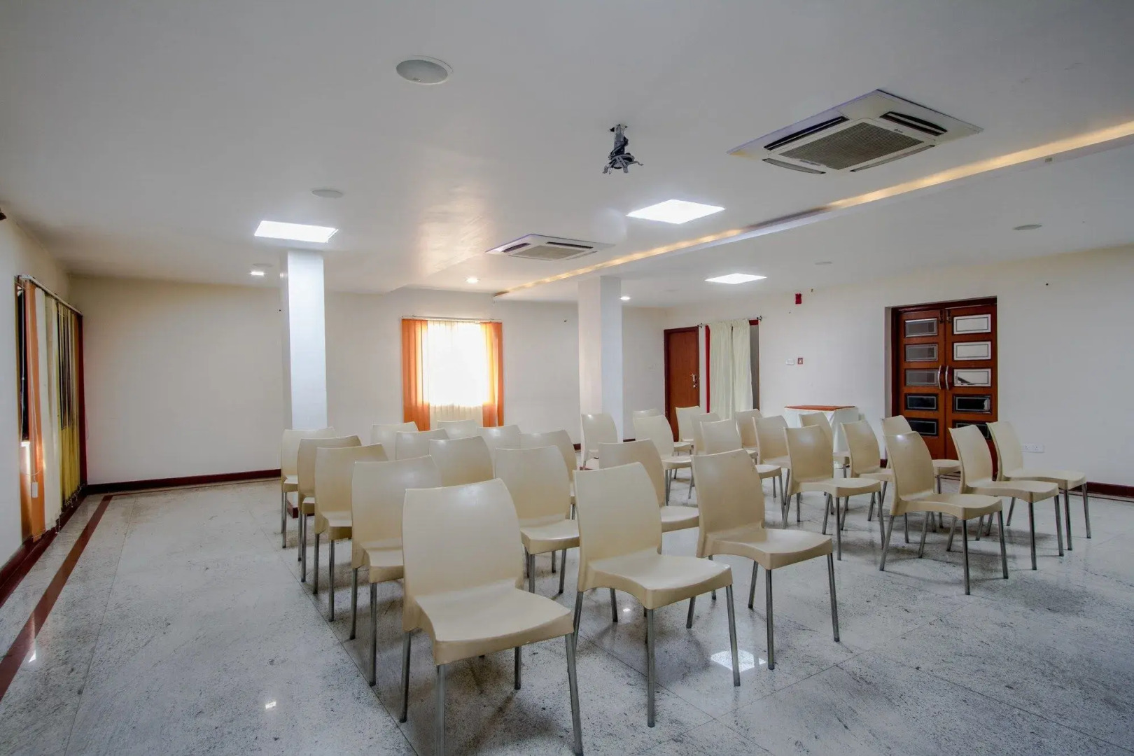 Photo - Treebo Sam Residency