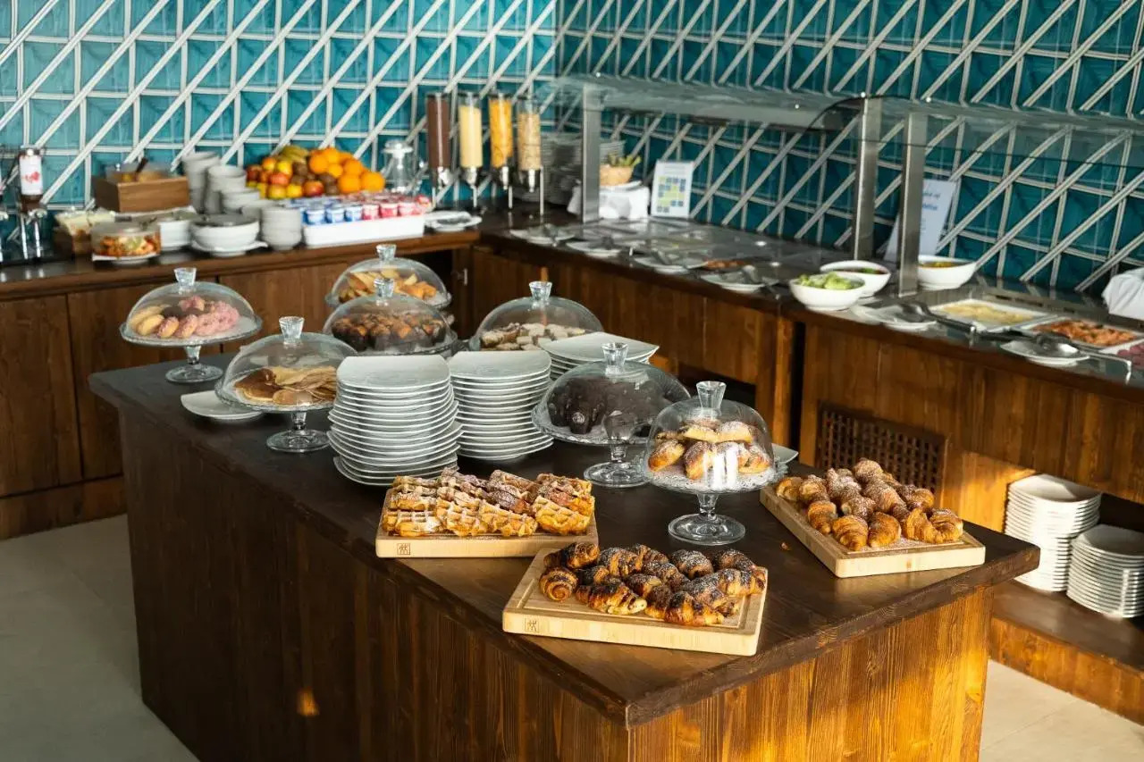 Photo - Admiral Hotel