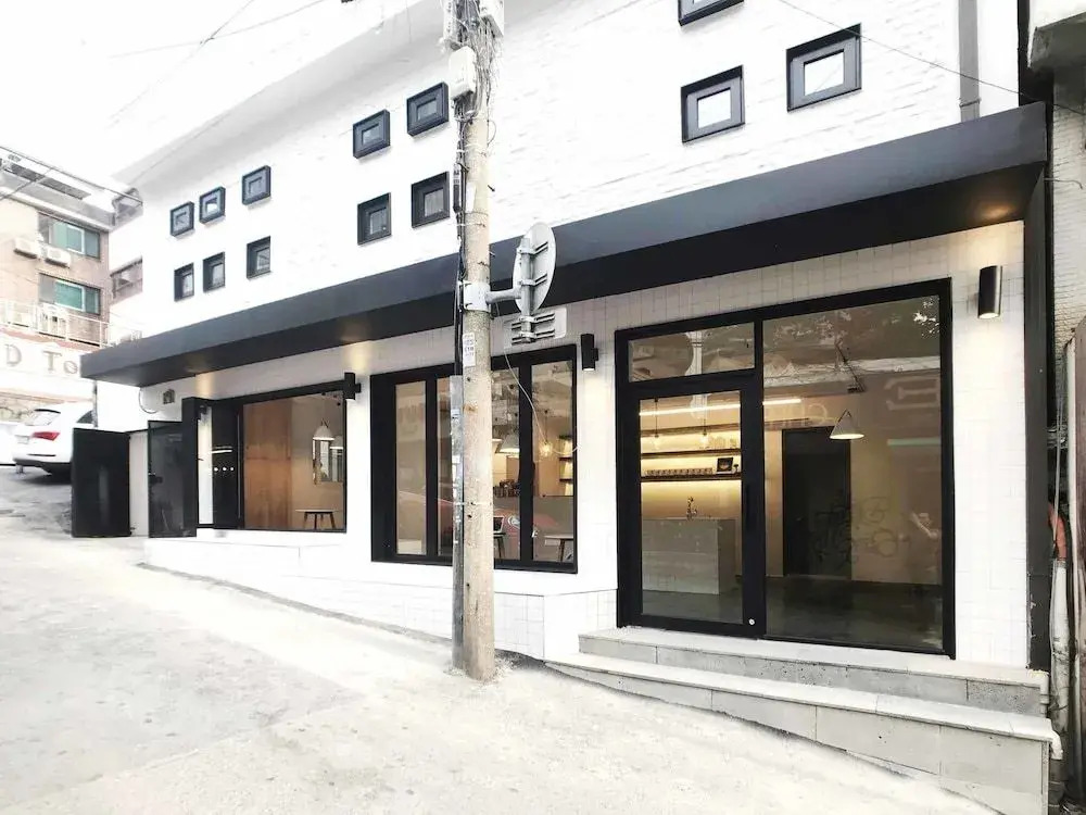 Photo - Seoul Cube Itaewon