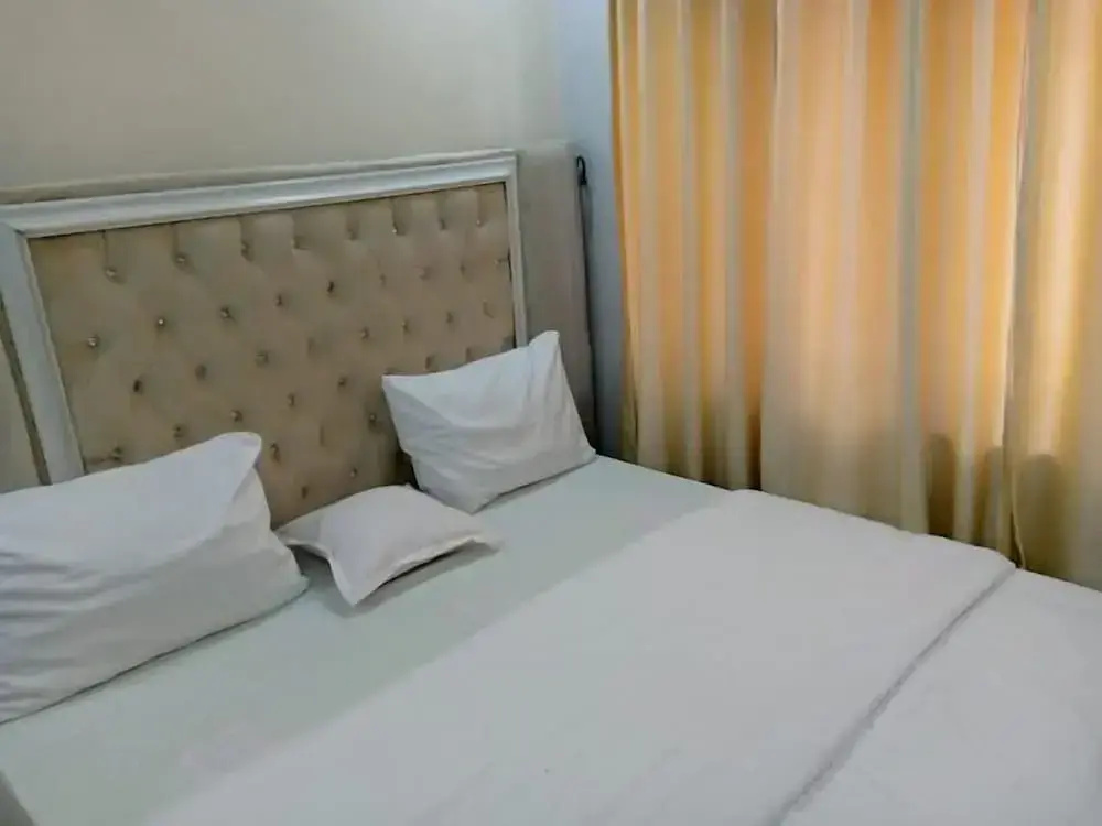 Crownbee Luxury Apartment