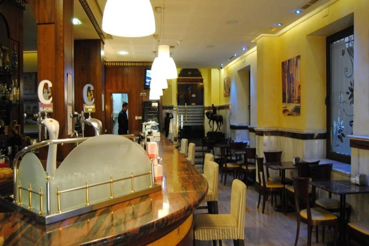 Photo - Hotel Reina Cristina