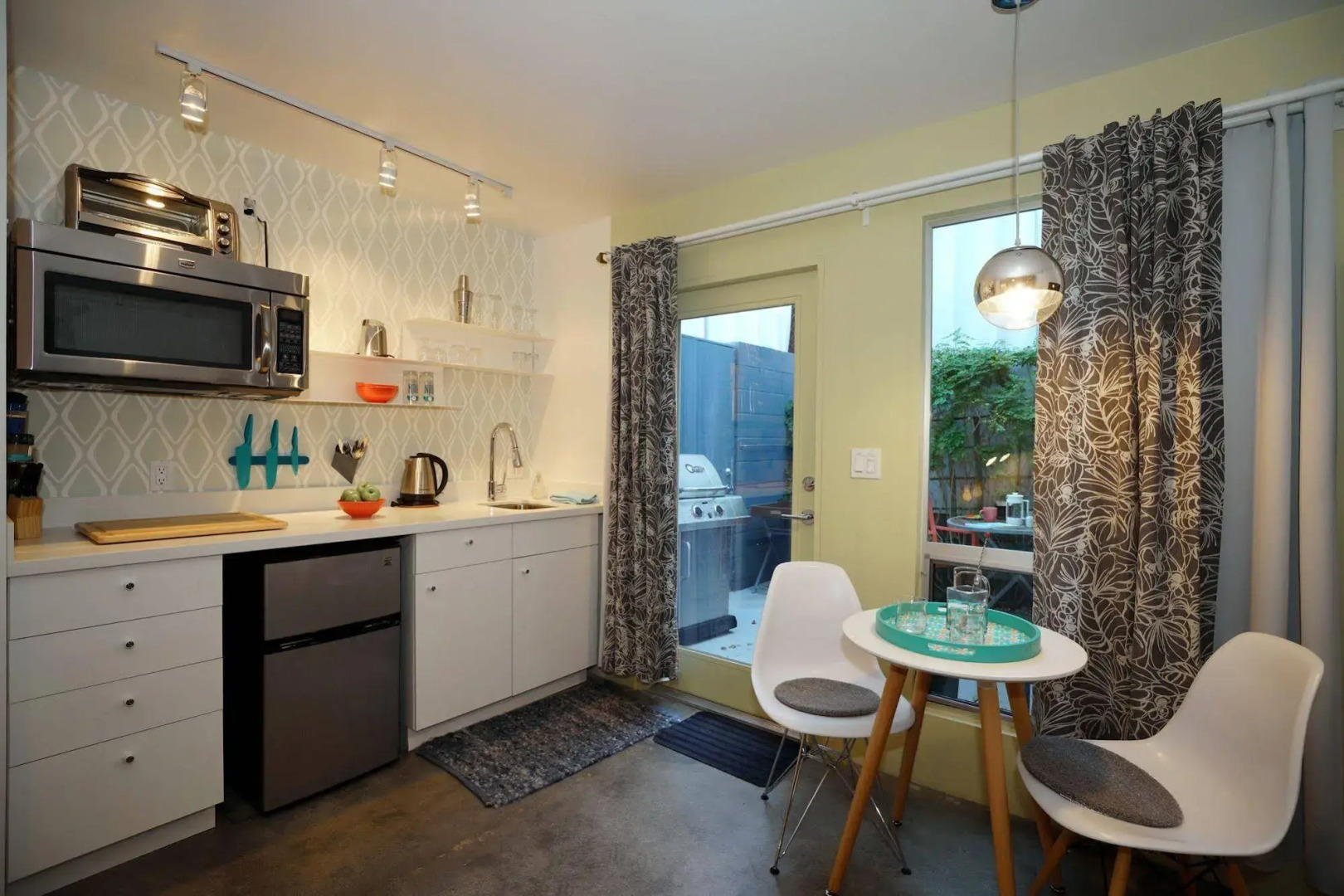 Foto - The Wesley by AvantStay Mid-Century Modern Oasis with Pool