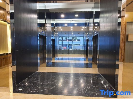 Photo - Rex Ollie @ The Elements Ampang