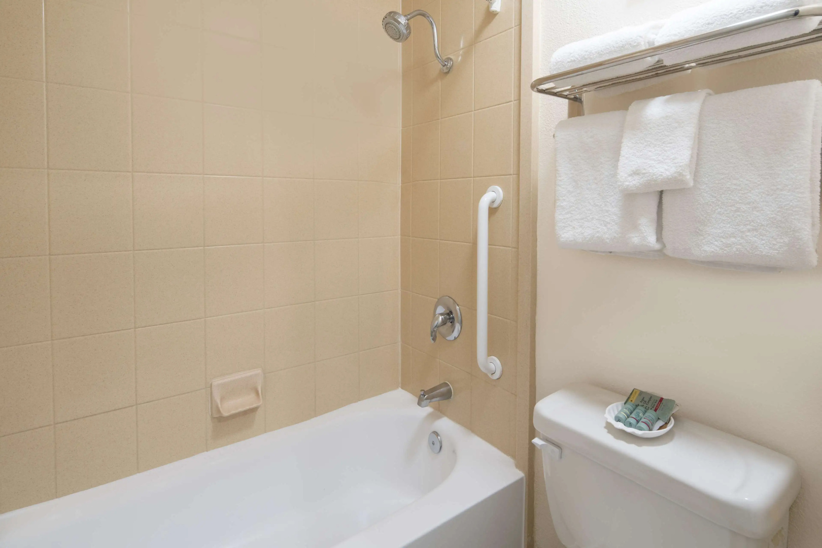 Photo - Best Western San Diego/Miramar Hotel