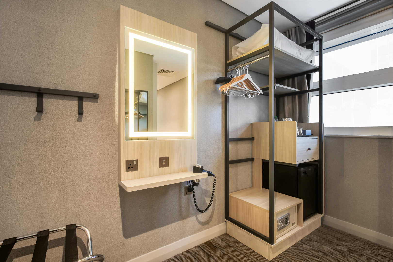 Foto - Premier Inn Dubai International Airport