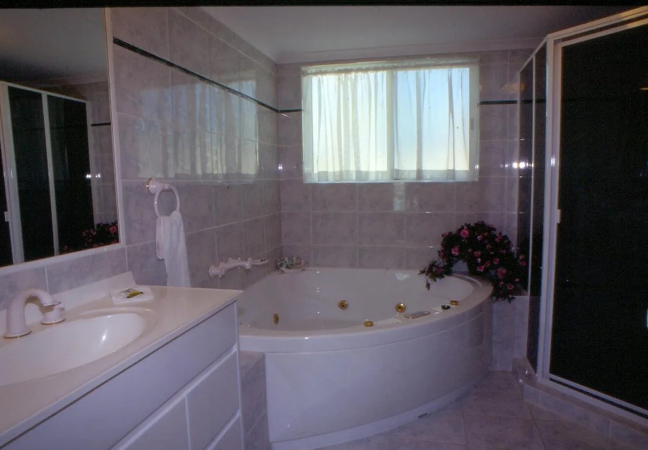 Photo - Runaway Bay Motor Inn